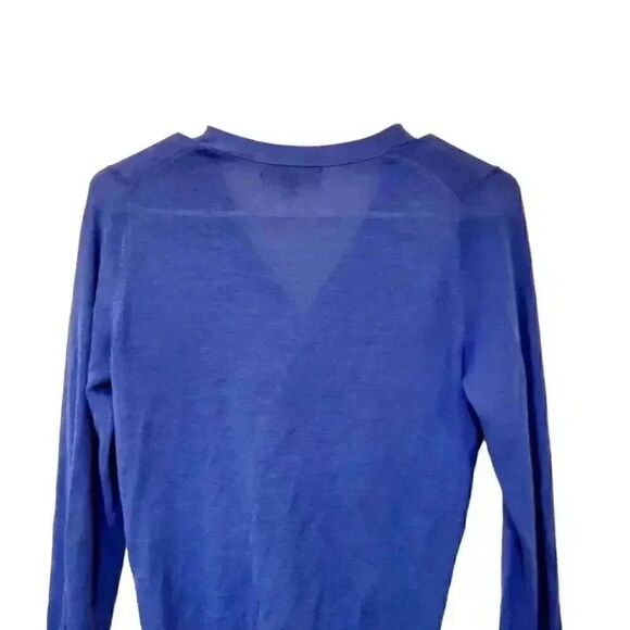 Banana Republic Women's Cornflower Blue Cotton/Nylon V-Neck Button Down Cardigan - Picture 7 of 10